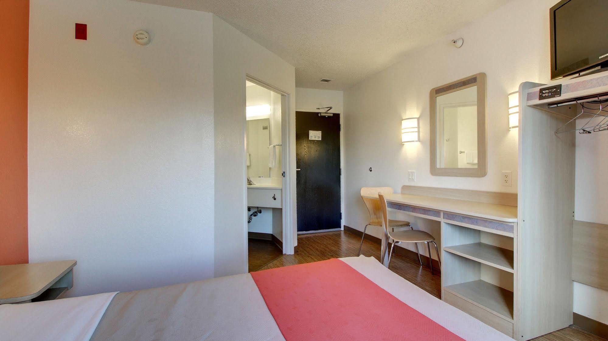 Motel 6-Springfield, Il I-55 I-72 외부 사진